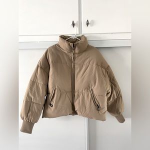 Beige puffer